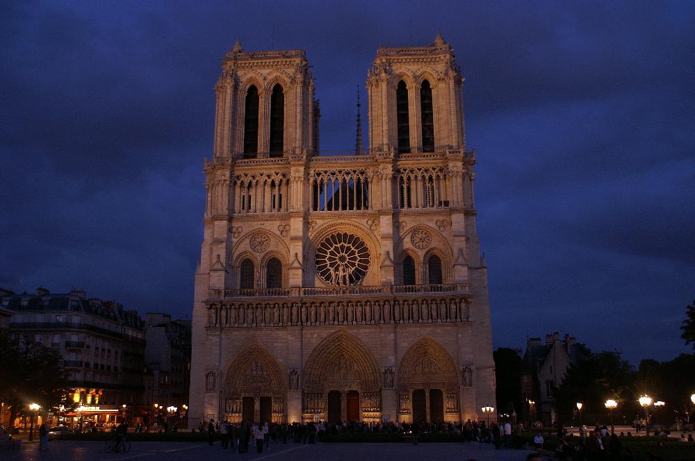 A Notre Dame este