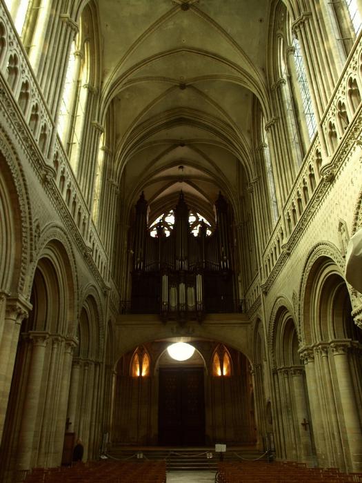 Bayeux, katedrális